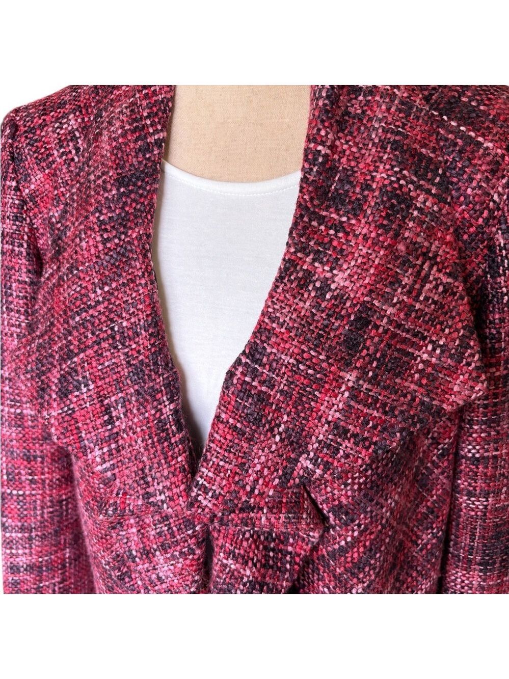 Chico’s-Chic mixed berry woven tweed ruffle front blazer. Size 12/14. Like new!